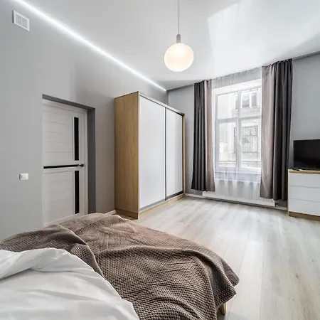Inshiapartments On Popovycha Str 2 Apartment